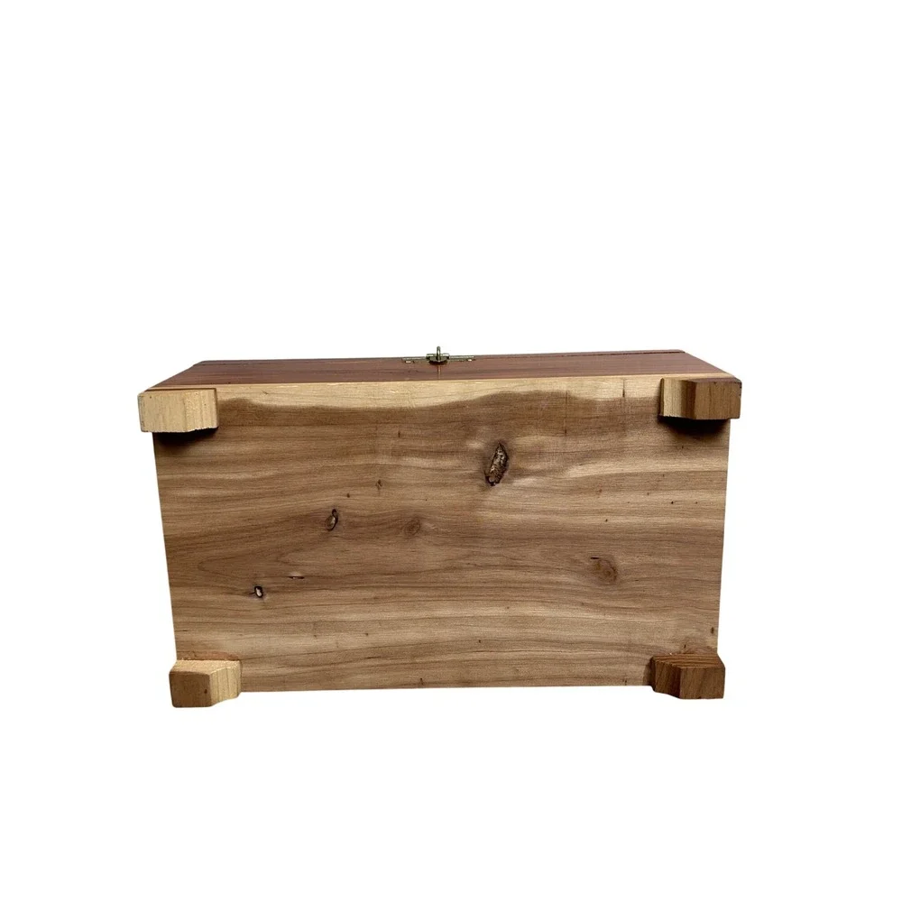 N/A elegant cedar